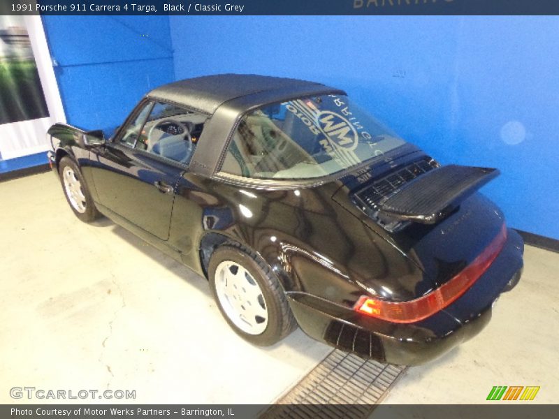 Black / Classic Grey 1991 Porsche 911 Carrera 4 Targa