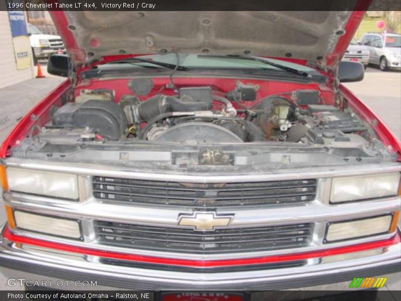 Victory Red / Gray 1996 Chevrolet Tahoe LT 4x4
