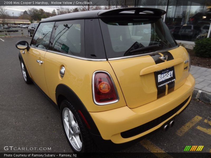 Mellow Yellow / Grey/Black 2008 Mini Cooper S Hardtop