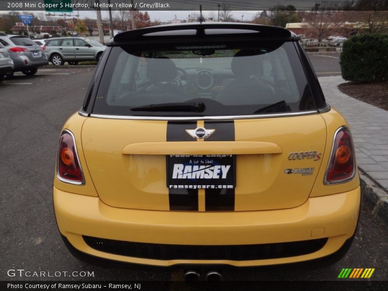 Mellow Yellow / Grey/Black 2008 Mini Cooper S Hardtop