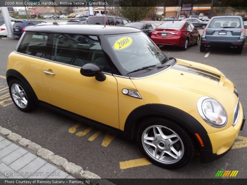 Front 3/4 View of 2008 Cooper S Hardtop