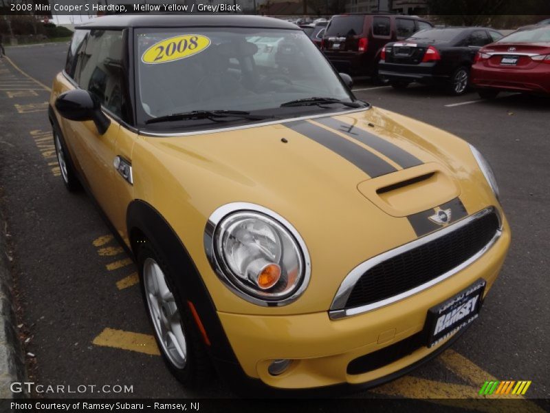 Mellow Yellow / Grey/Black 2008 Mini Cooper S Hardtop
