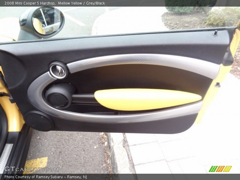 Mellow Yellow / Grey/Black 2008 Mini Cooper S Hardtop
