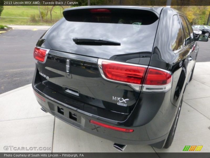Tuxedo Black / Canyon 2013 Lincoln MKX AWD