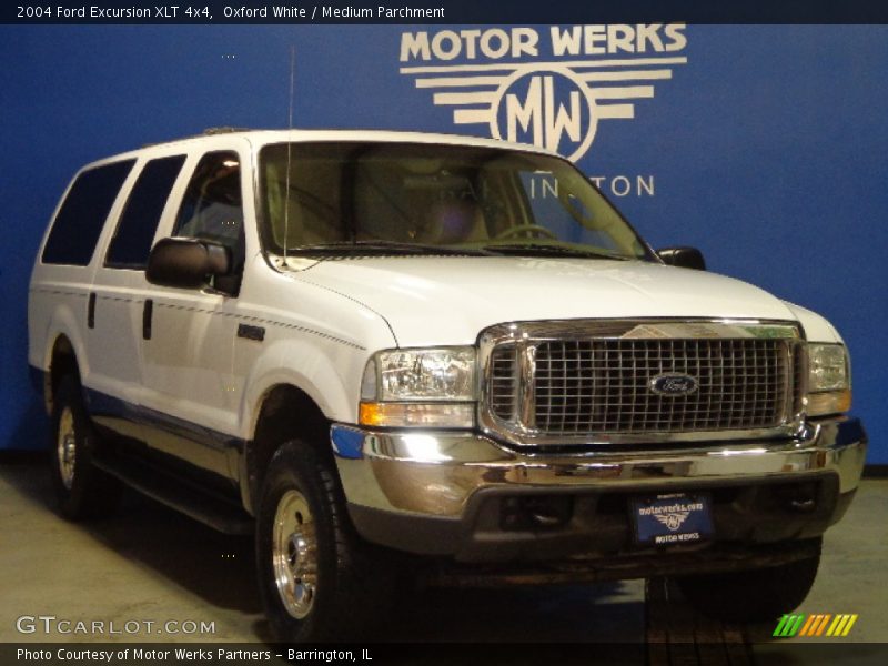 Oxford White / Medium Parchment 2004 Ford Excursion XLT 4x4