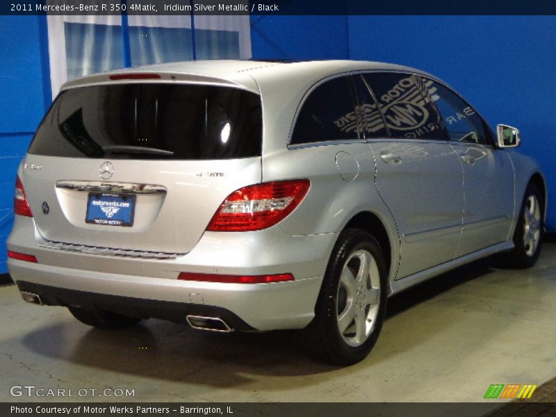 Iridium Silver Metallic / Black 2011 Mercedes-Benz R 350 4Matic