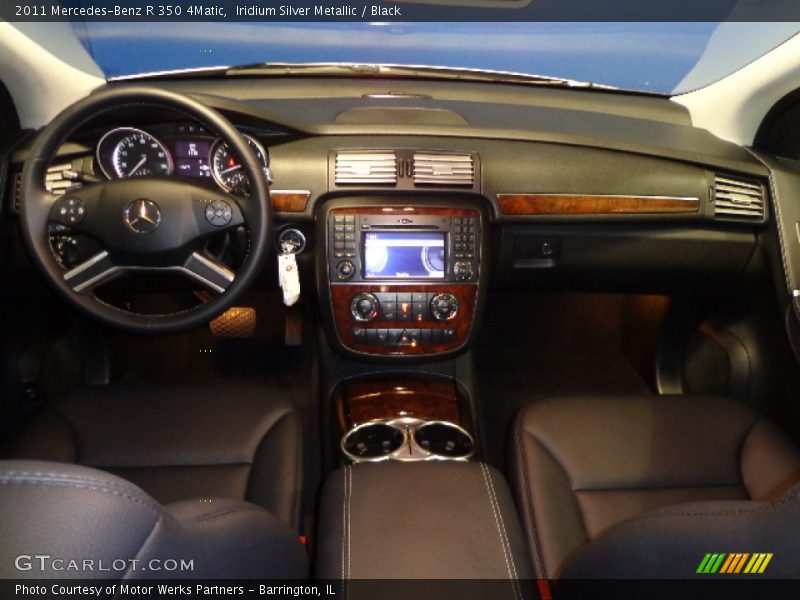 Iridium Silver Metallic / Black 2011 Mercedes-Benz R 350 4Matic