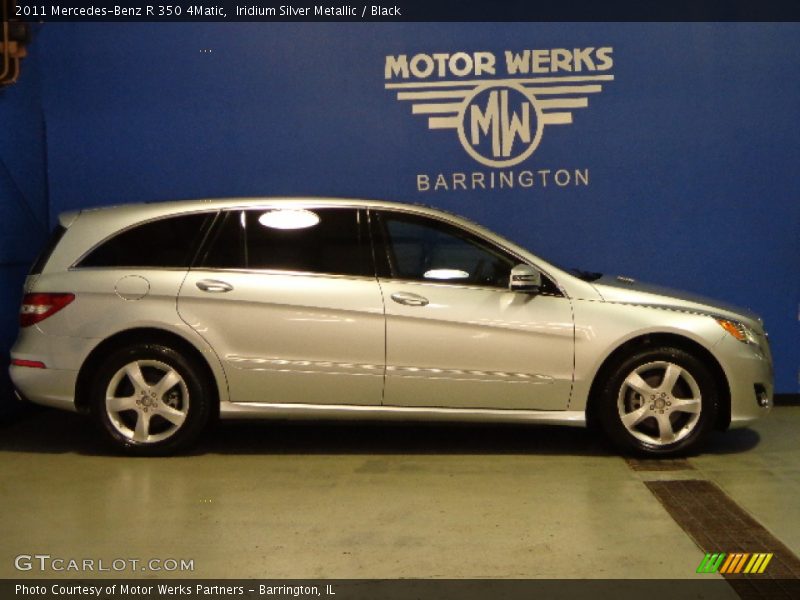 Iridium Silver Metallic / Black 2011 Mercedes-Benz R 350 4Matic