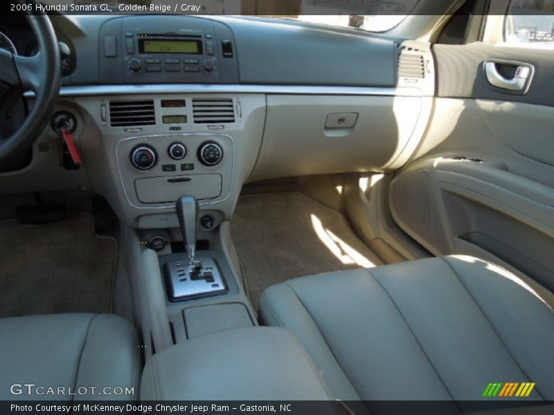 Golden Beige / Gray 2006 Hyundai Sonata GL