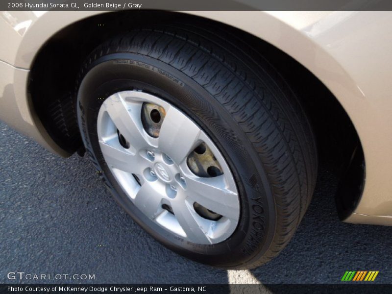Golden Beige / Gray 2006 Hyundai Sonata GL