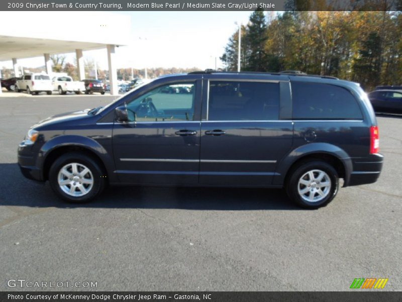 Modern Blue Pearl / Medium Slate Gray/Light Shale 2009 Chrysler Town & Country Touring