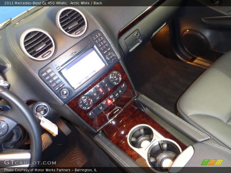 Arctic White / Black 2011 Mercedes-Benz GL 450 4Matic
