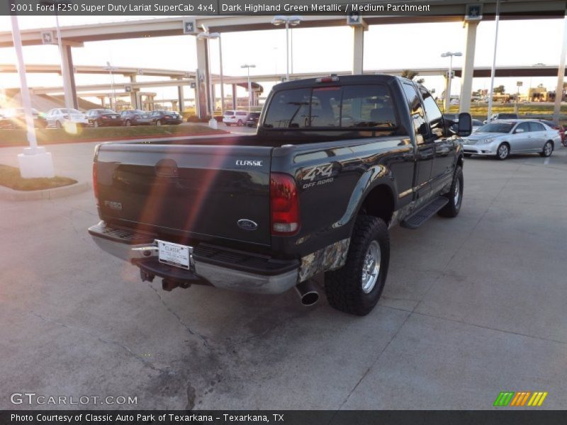 Dark Highland Green Metallic / Medium Parchment 2001 Ford F250 Super Duty Lariat SuperCab 4x4