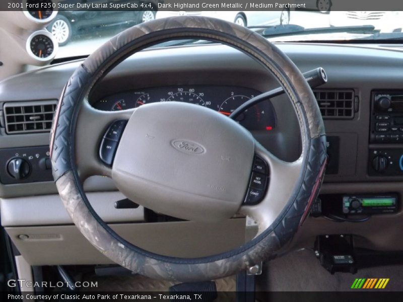 Dark Highland Green Metallic / Medium Parchment 2001 Ford F250 Super Duty Lariat SuperCab 4x4
