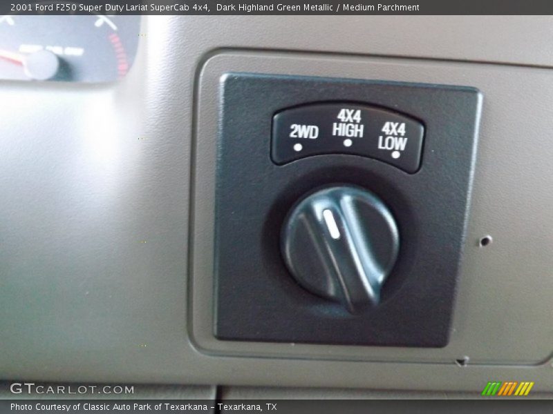 Dark Highland Green Metallic / Medium Parchment 2001 Ford F250 Super Duty Lariat SuperCab 4x4