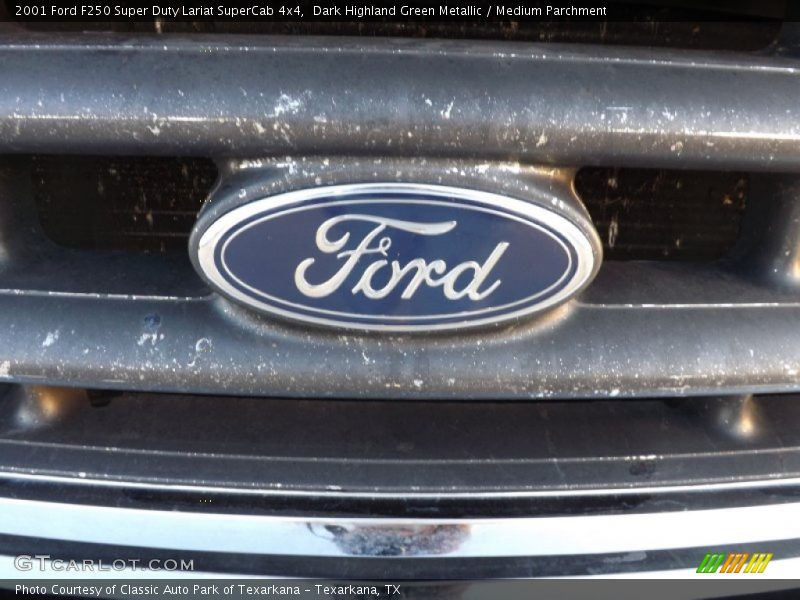 Dark Highland Green Metallic / Medium Parchment 2001 Ford F250 Super Duty Lariat SuperCab 4x4