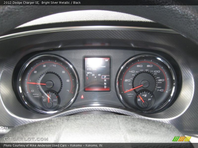 Bright Silver Metallic / Black 2012 Dodge Charger SE