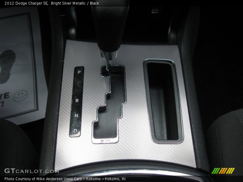 Bright Silver Metallic / Black 2012 Dodge Charger SE