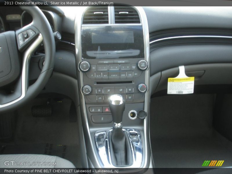 Silver Ice Metallic / Jet Black/Titanium 2013 Chevrolet Malibu LS