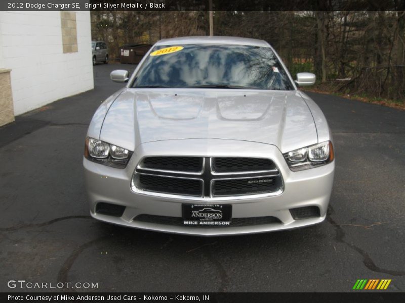 Bright Silver Metallic / Black 2012 Dodge Charger SE