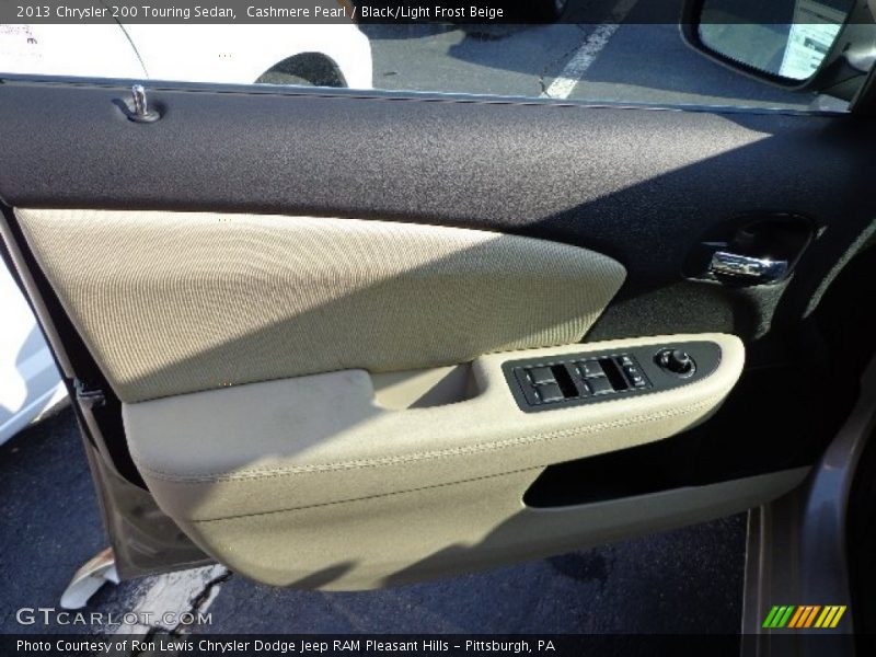Cashmere Pearl / Black/Light Frost Beige 2013 Chrysler 200 Touring Sedan