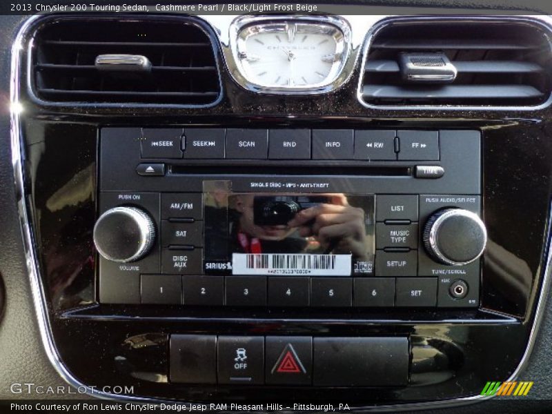 Cashmere Pearl / Black/Light Frost Beige 2013 Chrysler 200 Touring Sedan