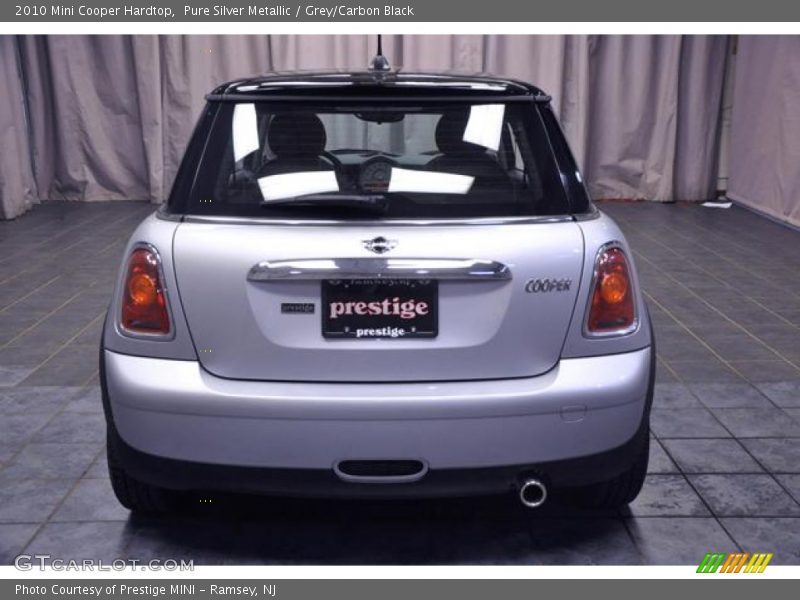 Pure Silver Metallic / Grey/Carbon Black 2010 Mini Cooper Hardtop