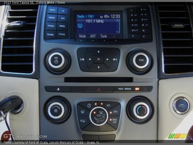 Controls of 2013 Taurus SE