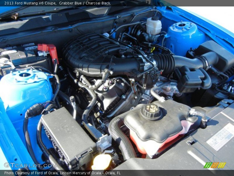 Grabber Blue / Charcoal Black 2013 Ford Mustang V6 Coupe