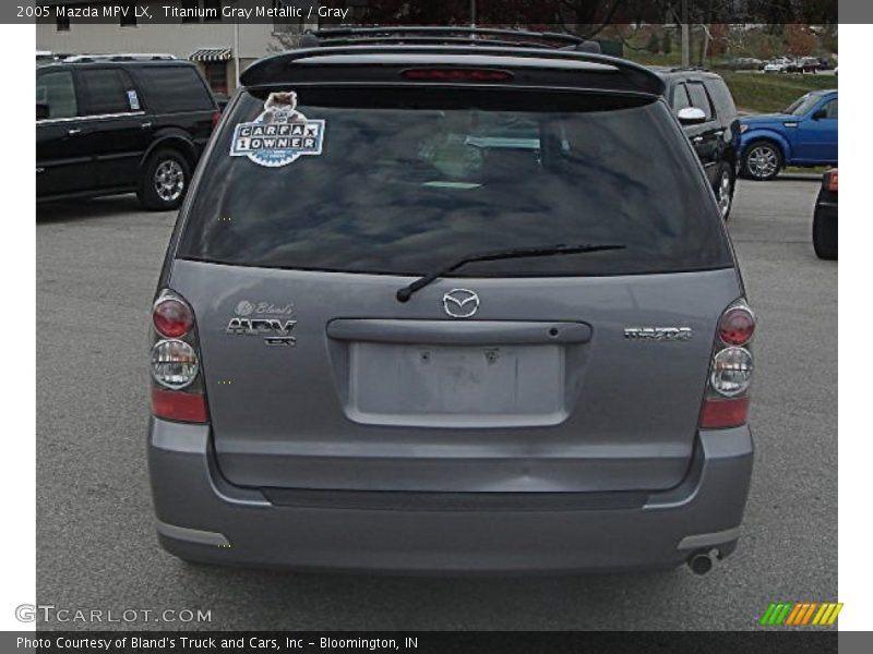 Titanium Gray Metallic / Gray 2005 Mazda MPV LX