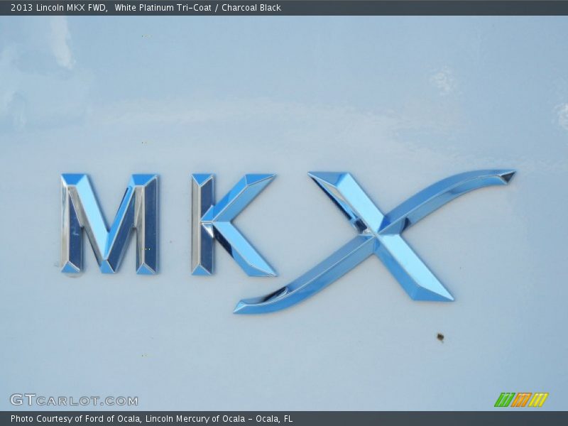 White Platinum Tri-Coat / Charcoal Black 2013 Lincoln MKX FWD
