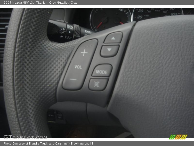 Titanium Gray Metallic / Gray 2005 Mazda MPV LX