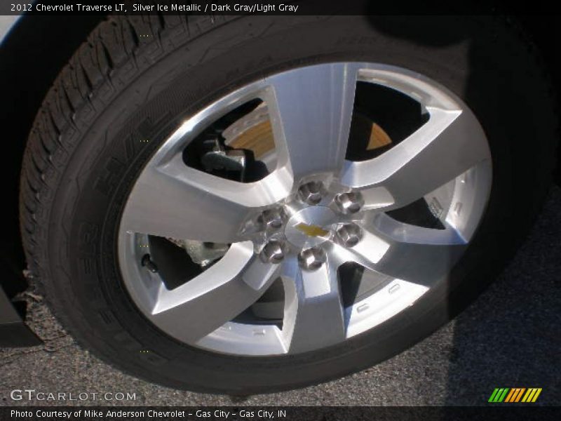 Silver Ice Metallic / Dark Gray/Light Gray 2012 Chevrolet Traverse LT