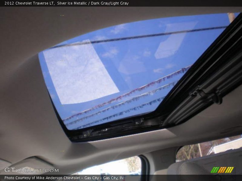 Silver Ice Metallic / Dark Gray/Light Gray 2012 Chevrolet Traverse LT