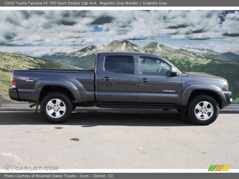 Magnetic Gray Metallic / Graphite Gray 2009 Toyota Tacoma V6 TRD Sport Double Cab 4x4