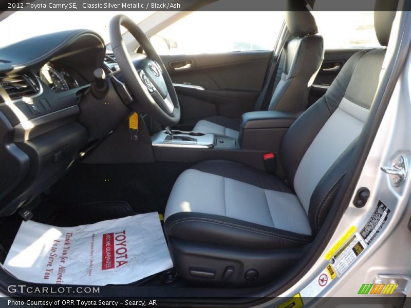 Classic Silver Metallic / Black/Ash 2012 Toyota Camry SE