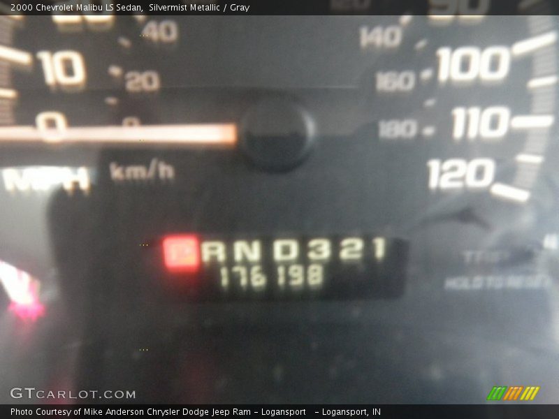 Silvermist Metallic / Gray 2000 Chevrolet Malibu LS Sedan