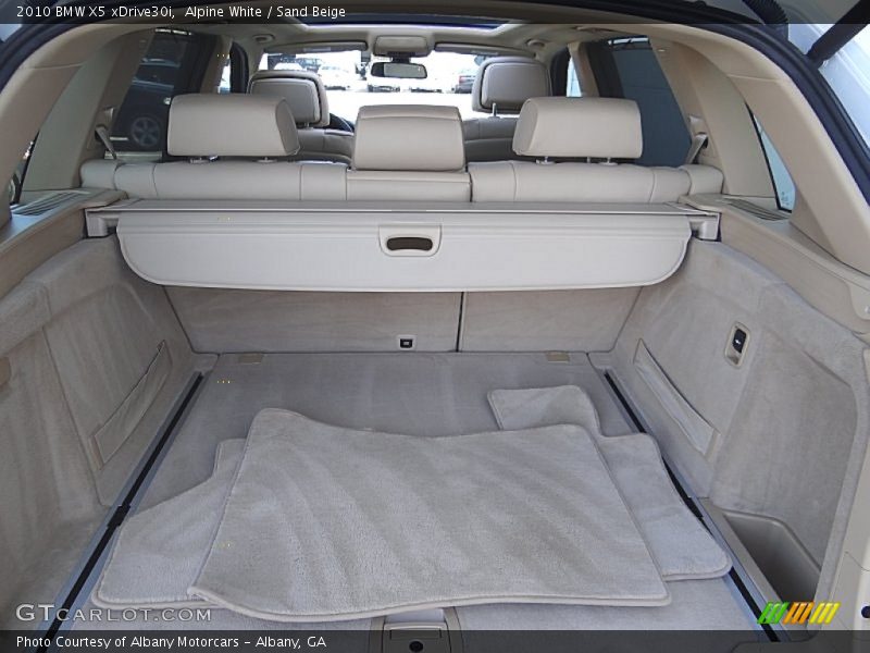 Alpine White / Sand Beige 2010 BMW X5 xDrive30i