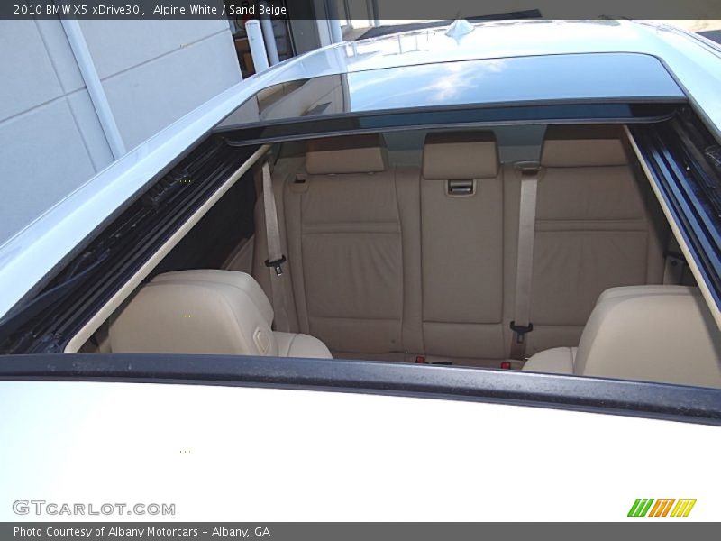 Alpine White / Sand Beige 2010 BMW X5 xDrive30i