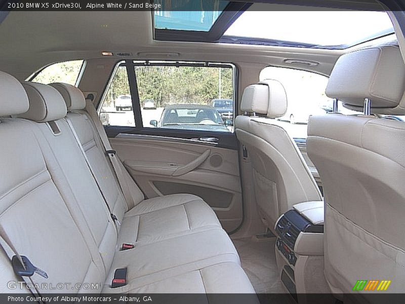 Alpine White / Sand Beige 2010 BMW X5 xDrive30i