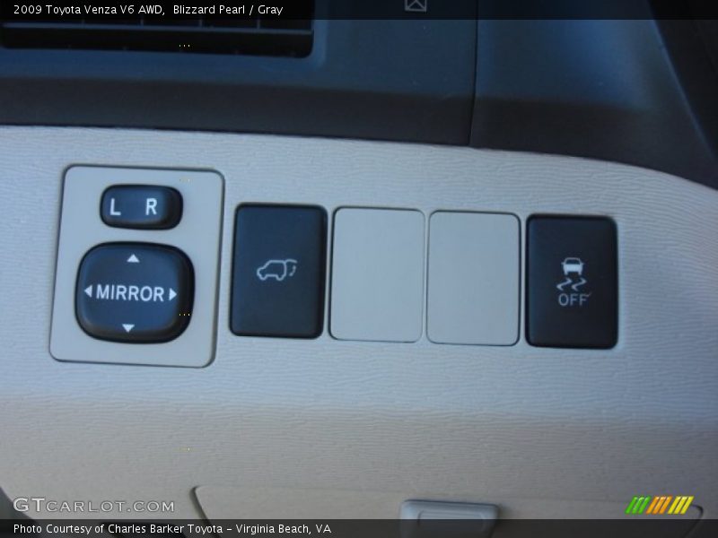 Blizzard Pearl / Gray 2009 Toyota Venza V6 AWD