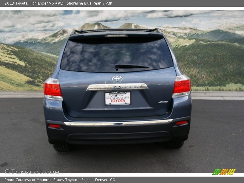 Shoreline Blue Pearl / Ash 2013 Toyota Highlander V6 4WD