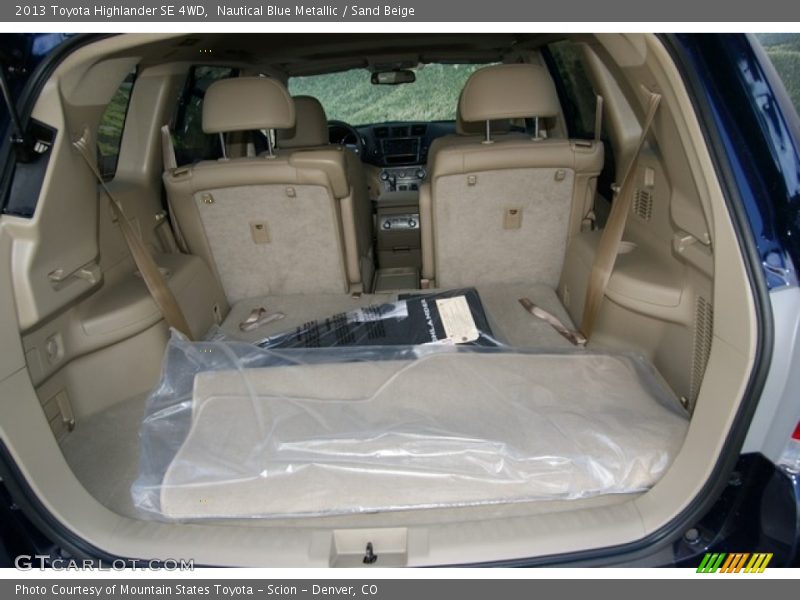 Nautical Blue Metallic / Sand Beige 2013 Toyota Highlander SE 4WD