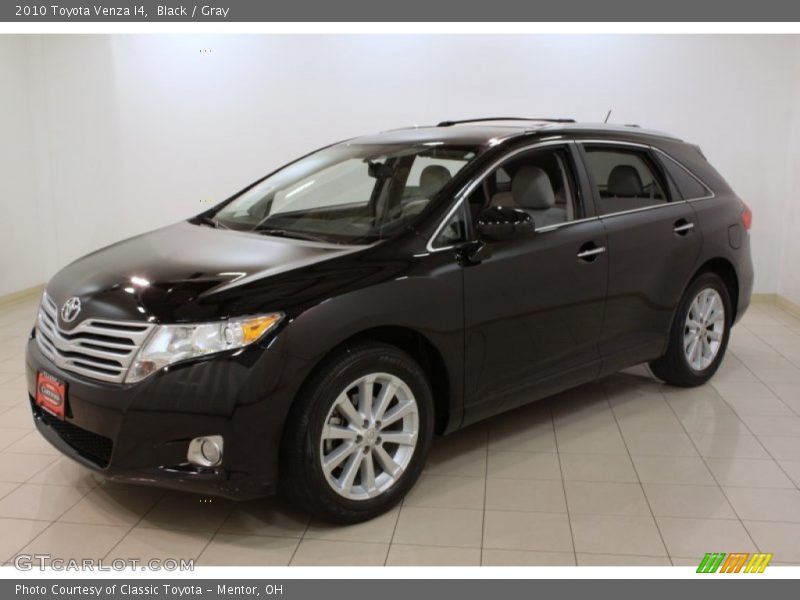 Black / Gray 2010 Toyota Venza I4