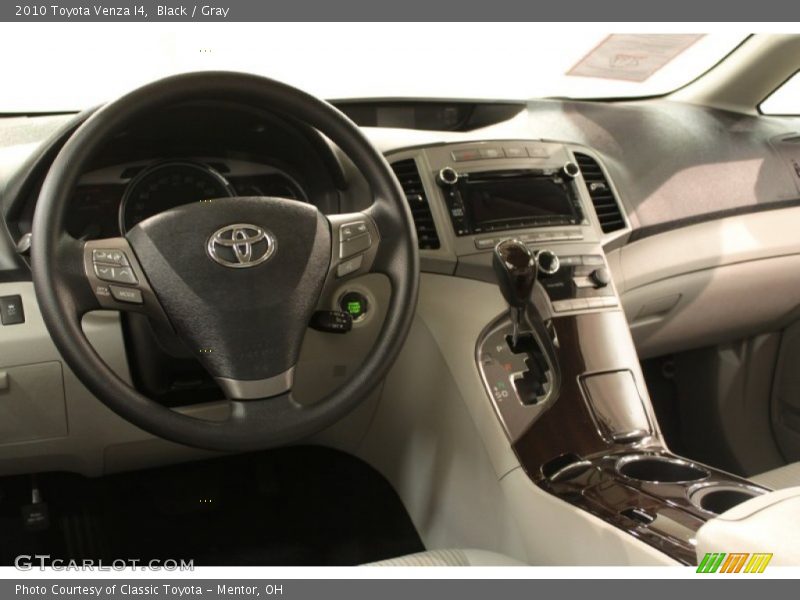 Black / Gray 2010 Toyota Venza I4