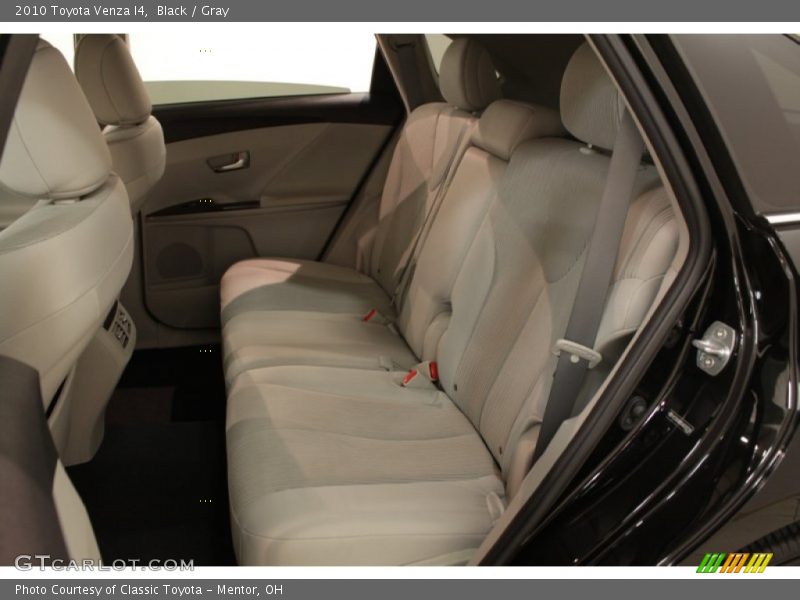 Black / Gray 2010 Toyota Venza I4
