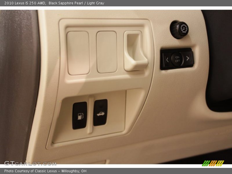 Black Sapphire Pearl / Light Gray 2010 Lexus IS 250 AWD