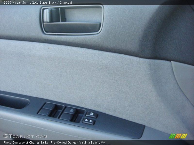 Super Black / Charcoal 2009 Nissan Sentra 2.0