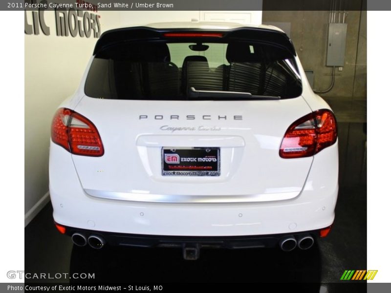 Sand White / Umber Brown 2011 Porsche Cayenne Turbo