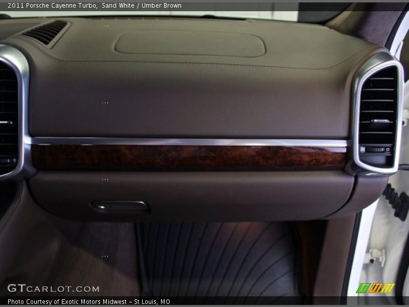 Sand White / Umber Brown 2011 Porsche Cayenne Turbo